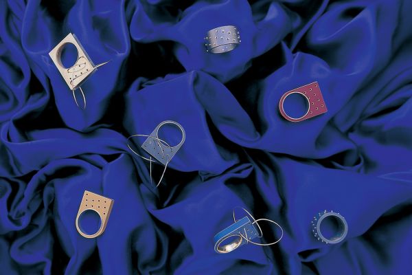 Curly Burlys, Muddle-Heads and the Thames